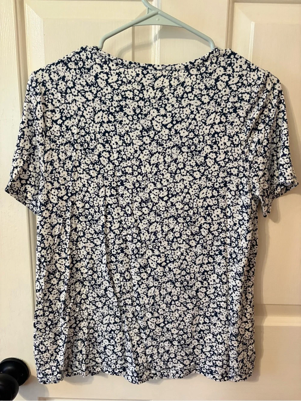 Old Navy Floral Luxe Top